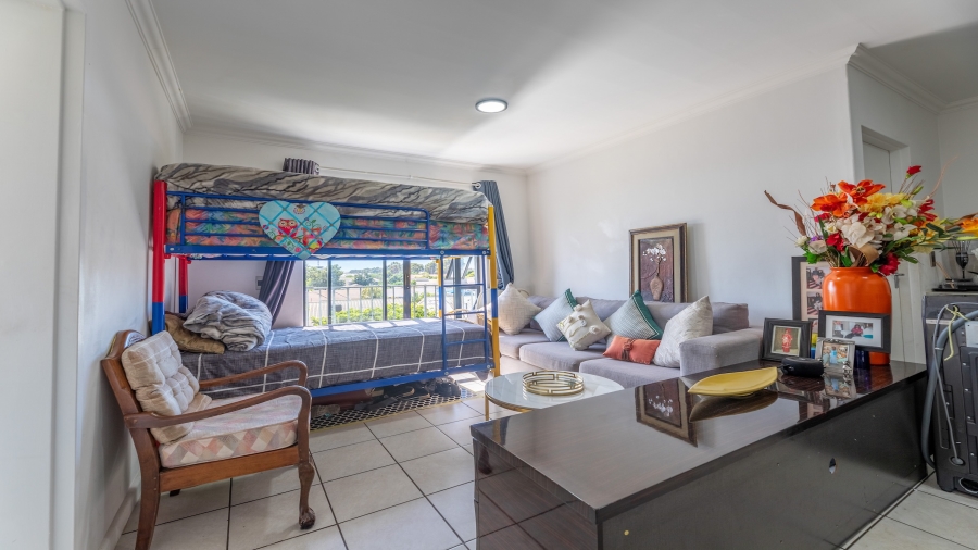 2 Bedroom Property for Sale in Table View Western Cape